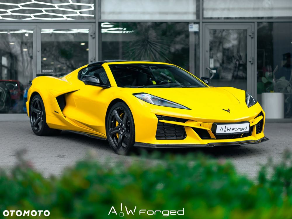 Chevrolet Corvette - 6