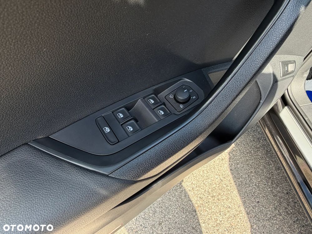 Skoda Karoq 1.5 TSI ACT 4x2 Style DSG - 28