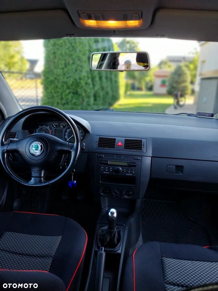 Skoda Fabia 1.4 16V Ambiente - 9
