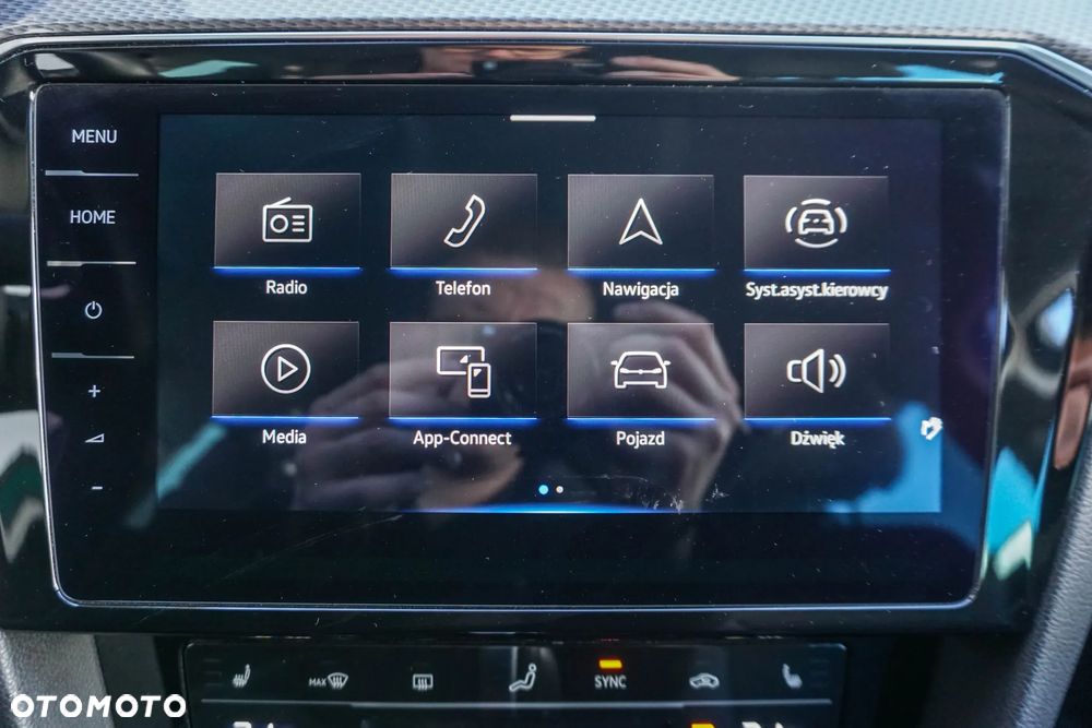 Volkswagen Passat - 13