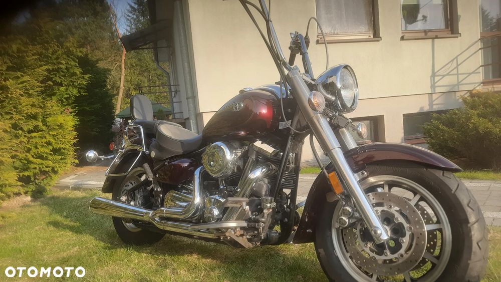 Yamaha Road Star - 2