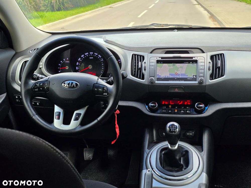 Kia Sportage 1.7 CRDI 2WD Dream-Team Edition - 26