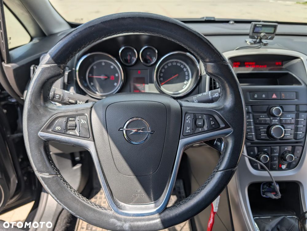 Opel Astra 1.7 CDTI DPF - 13