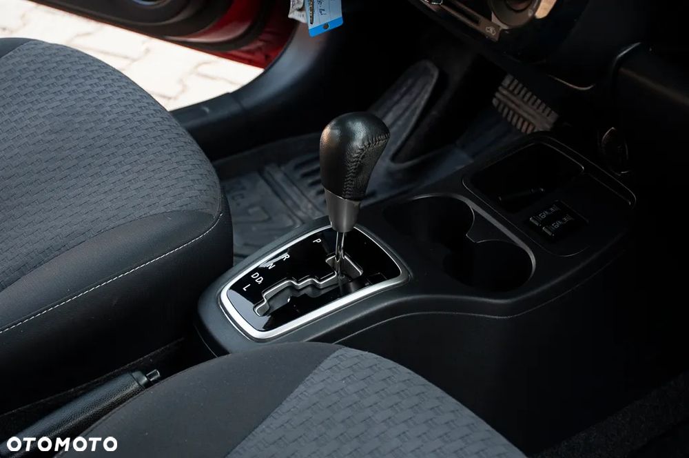 Mitsubishi Space Star 1.2 CVT Intro Edition+ - 39