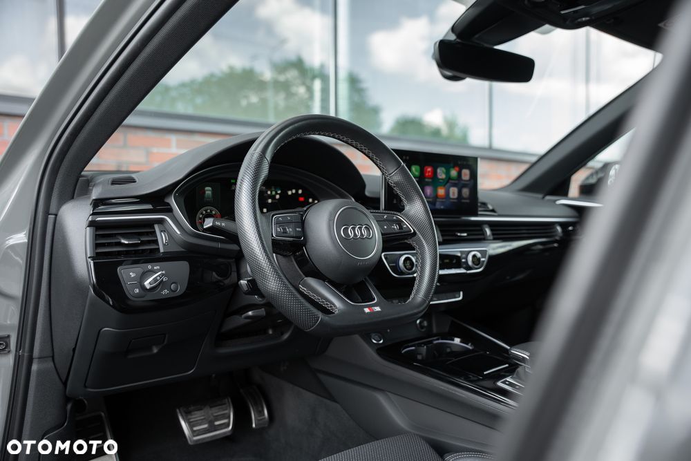 Audi A4 Avant 35 TFSI S tronic S line - 24