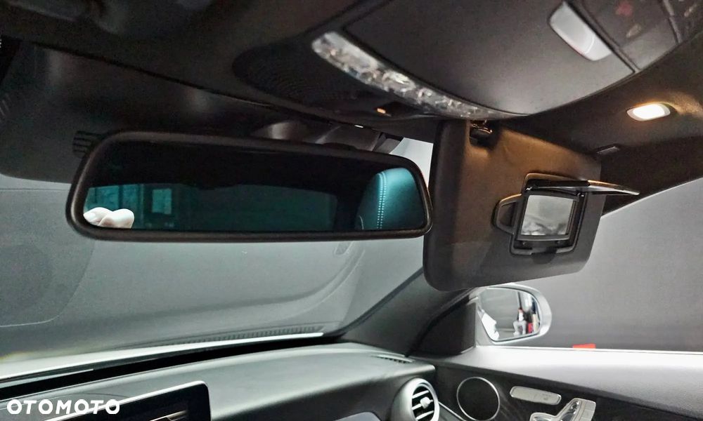 Mercedes-Benz Klasa C 200 4-Matic 7G-TRONIC - 11