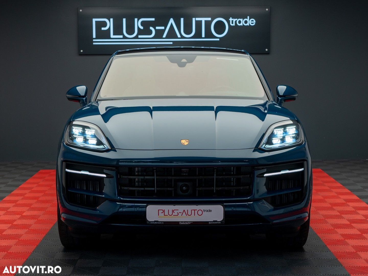 Porsche Cayenne - 6