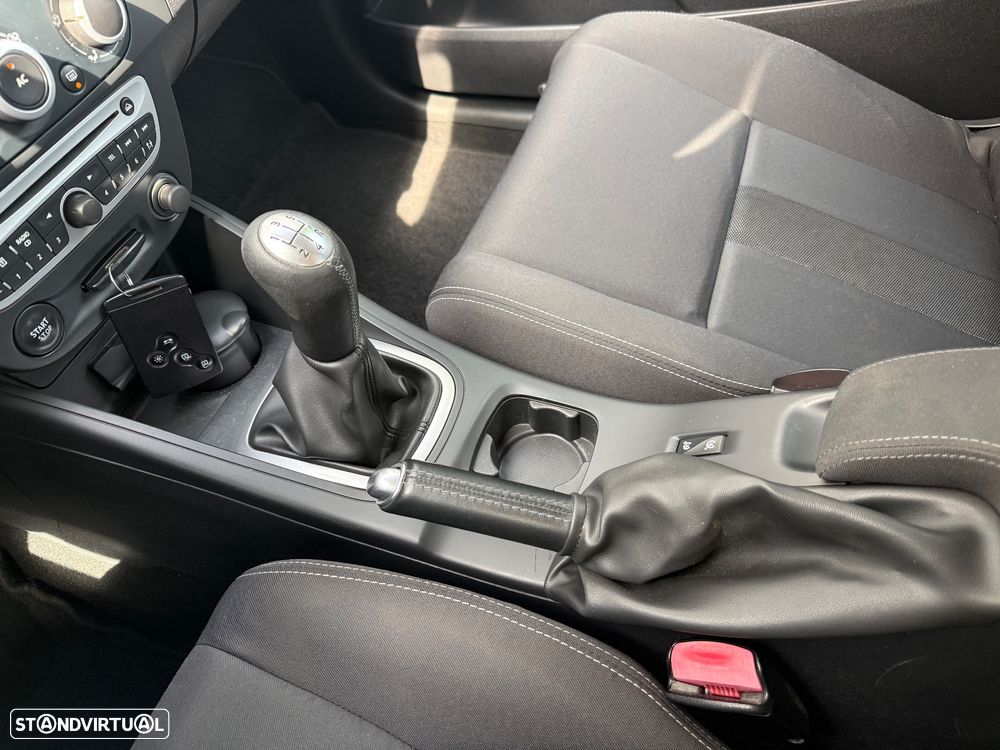 Renault Mégane Coupe 1.5 dCi Dynamique - 22