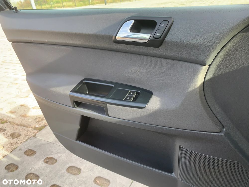 Volkswagen Polo - 16