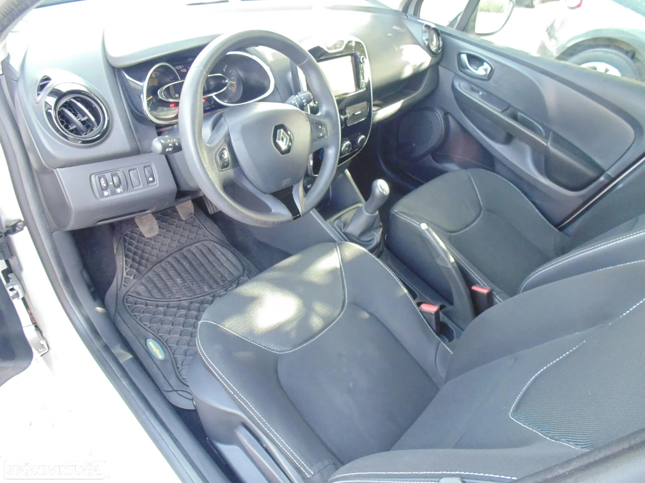 Renault Clio Sport Tourer 1.5 dCi Confort 82g - 17