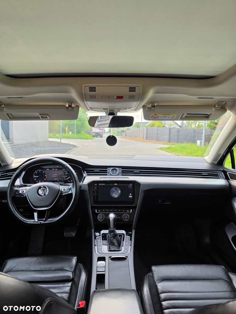 Volkswagen Passat 2.0 TDI BMT Highline DSG7 - 25
