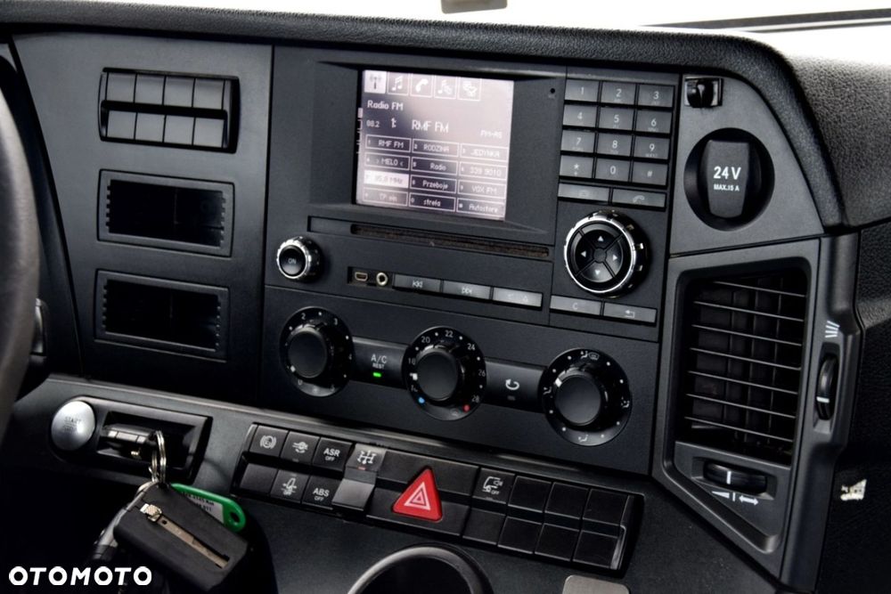 Mercedes-Benz Arocs 4145 - 36
