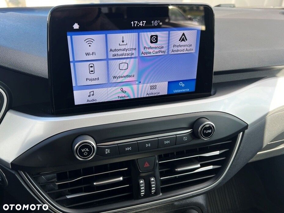 Ford Focus 1.5 EcoBlue Titanium Business - 25