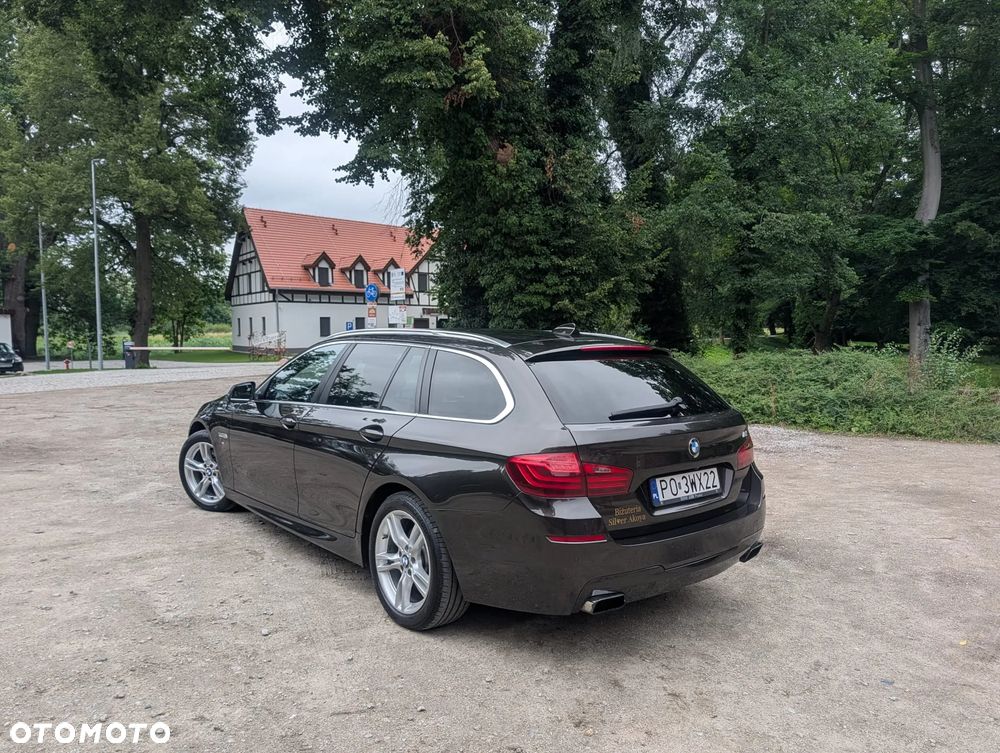 BMW Seria 5 520d M Sport - 4