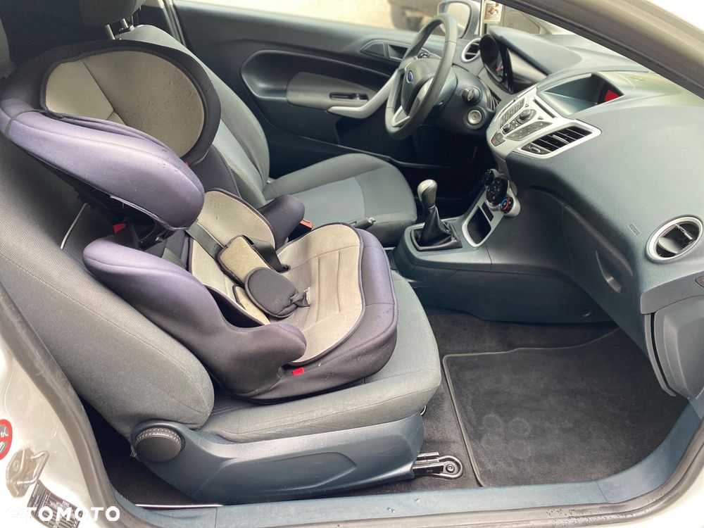 Ford Fiesta 1.25 Trend Edition - 18