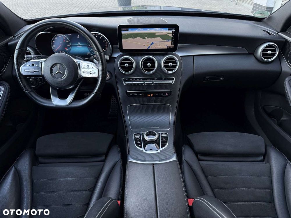 Mercedes-Benz Klasa C 180 9G-TRONIC AMG Line - 20