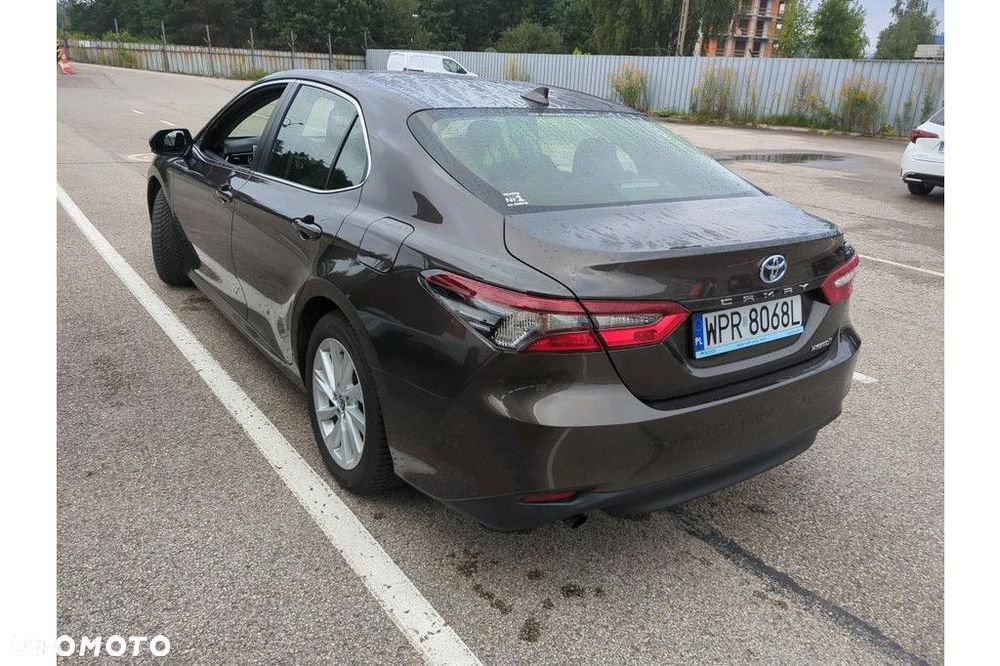 Toyota Camry 2.5 Hybrid Comfort CVT - 4