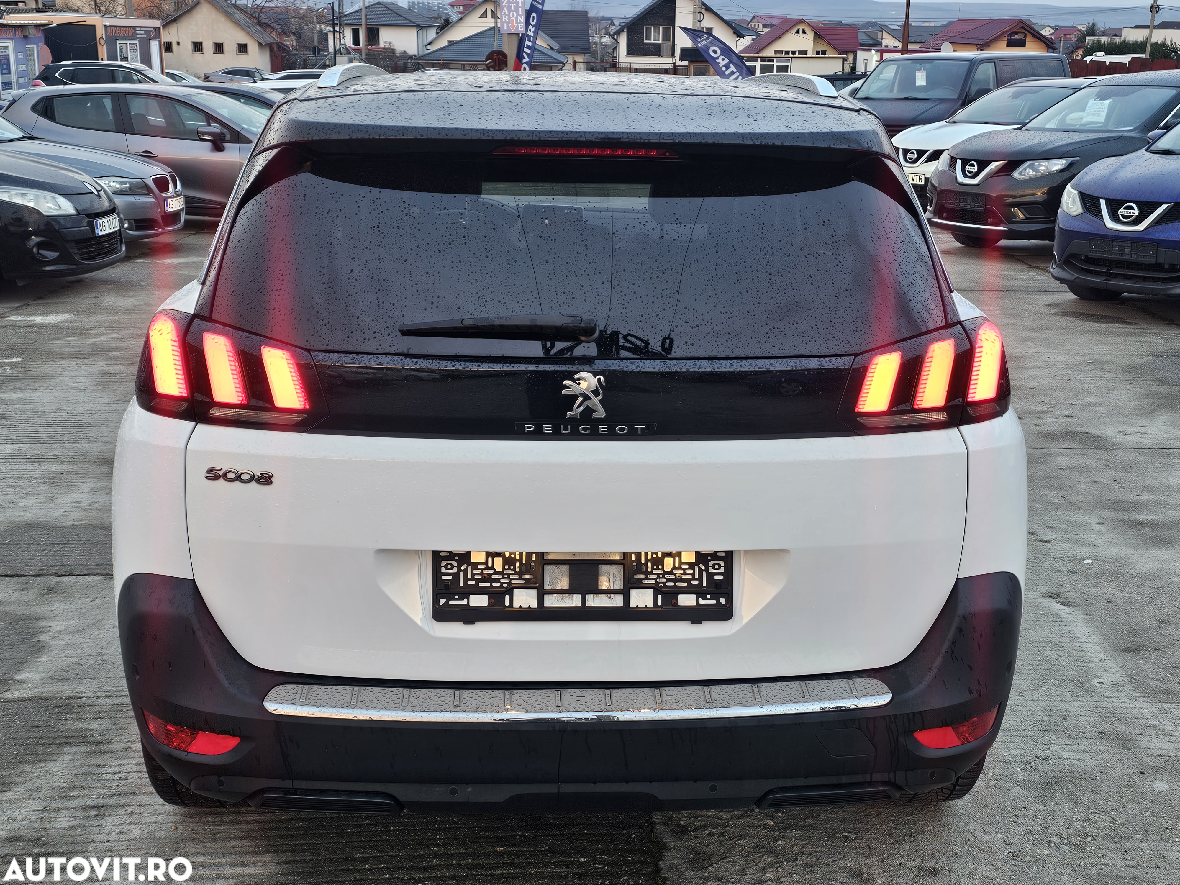 Peugeot 5008 1.2 Puretech Turbo s&s GT-Line - 4