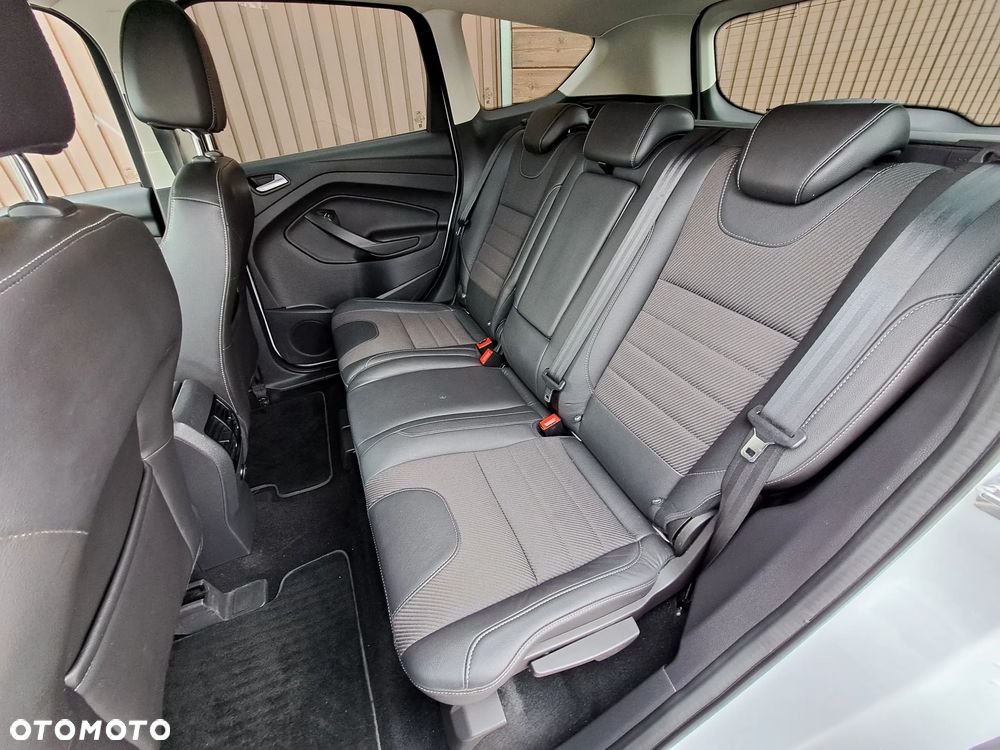 Ford Kuga 2.0 TDCi 2x4 Individual - 29