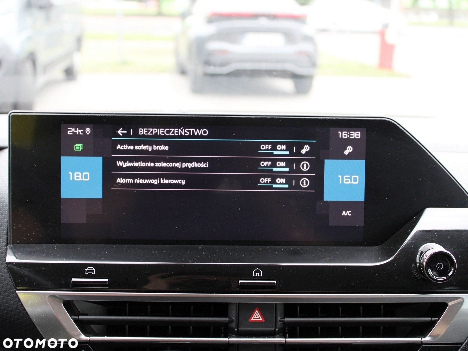 Citroën C4 1.5 BlueHDi Shine S&S - 26