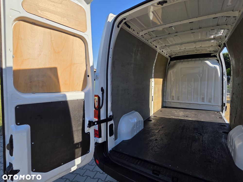 Renault Master - 11