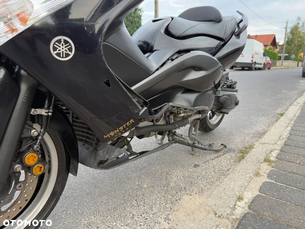 Yamaha Tmax - 20