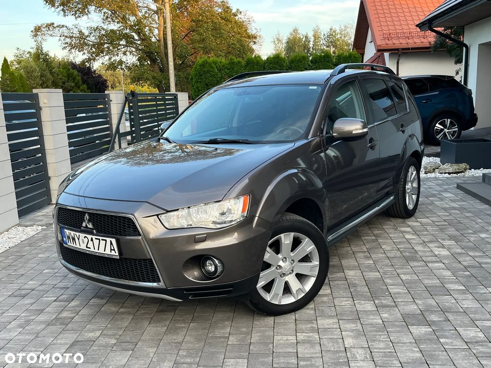 Mitsubishi Outlander 2.0 2WD 35 Jahre - 25