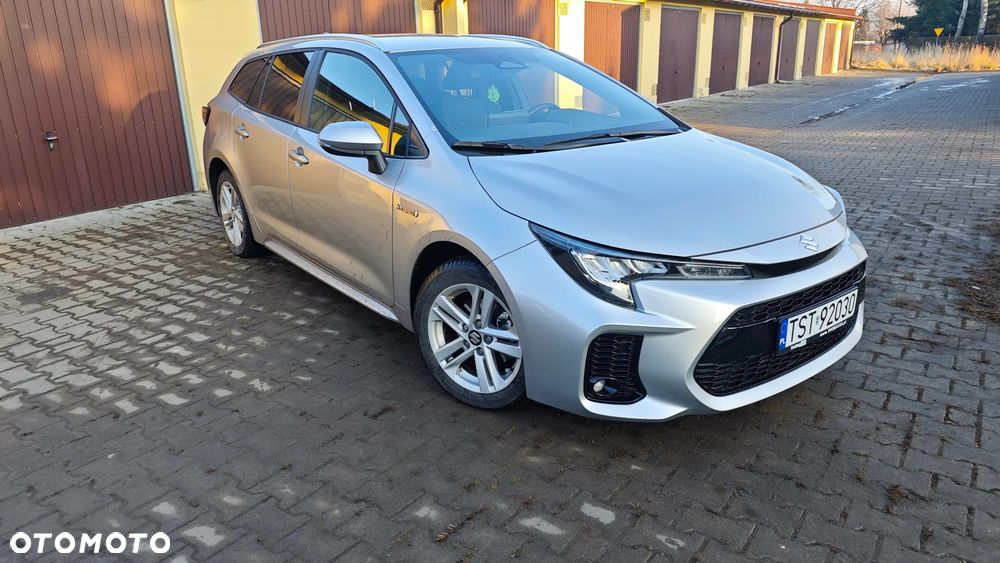 Suzuki Swace 1.8 Hybrid Premium Plus CVT - 2