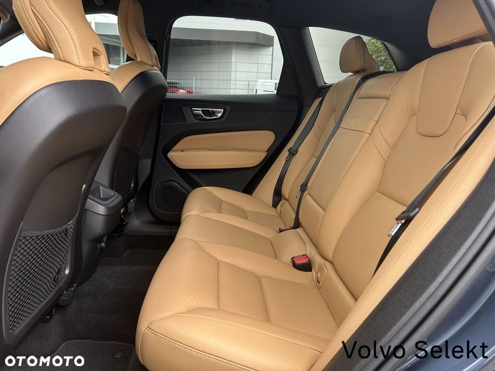 Volvo XC 60 - 32