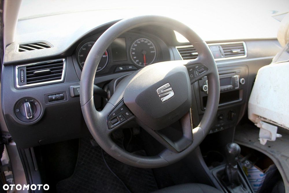 Seat Toledo IV 2015 1.2TSI CBZB Sedan (MASKA, ZDERZAK, LAMPA, BŁOTNIK, DRZWI, SZYBA, FOTEL) - 10