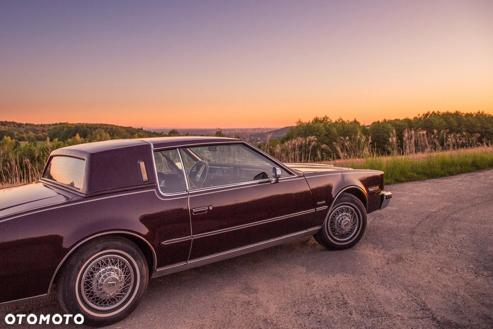 Oldsmobile Inny - 11