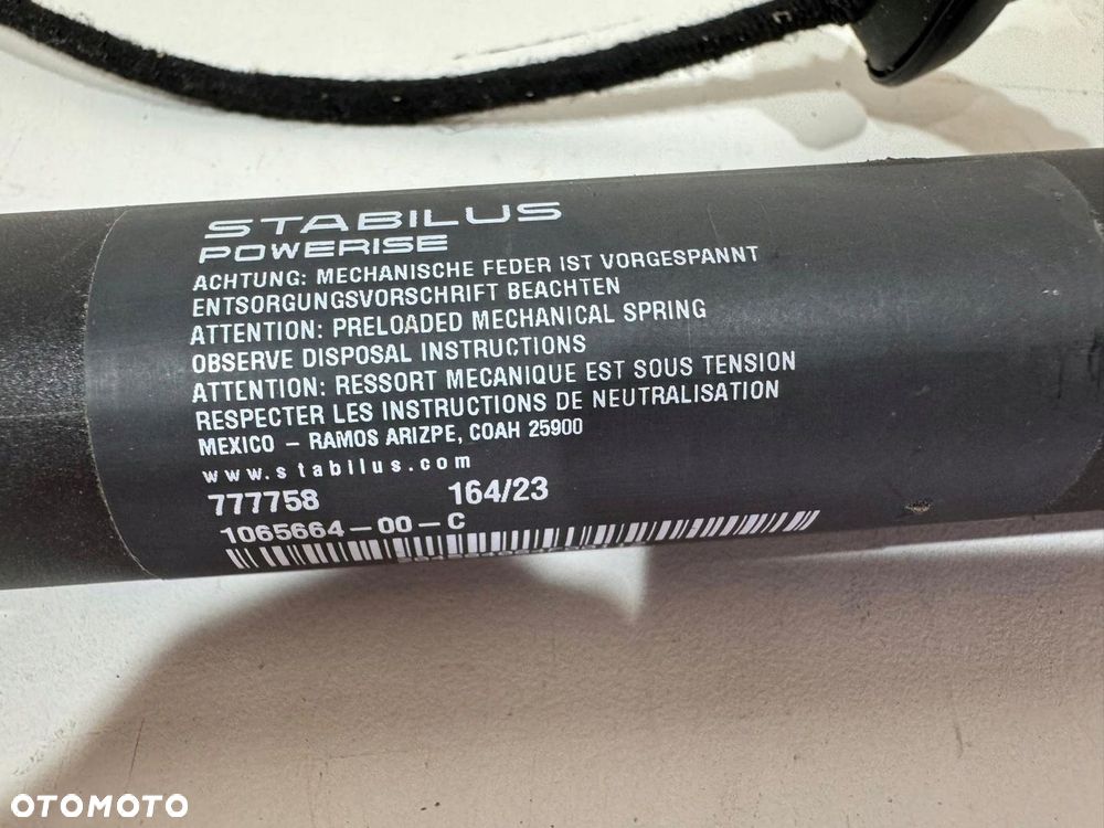 TESLA X SIŁOWNIK KLAPY BAGAŻNIKA TYŁ PRAWY 1065664-00-C ORYGINAŁ - 2