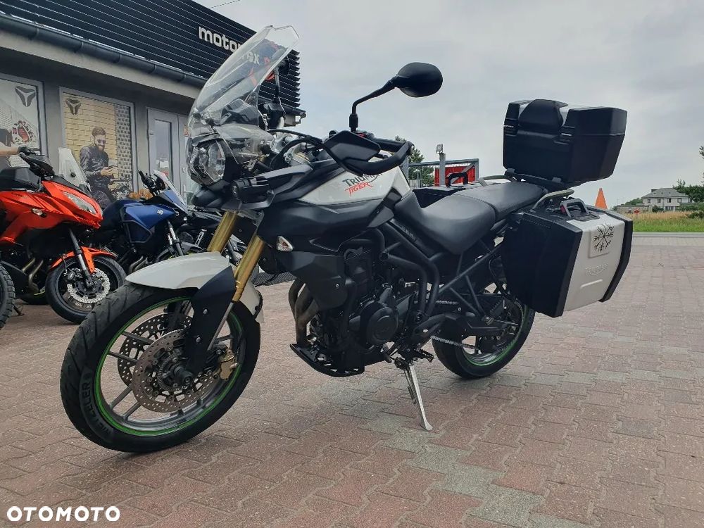 Triumph Tiger - 2