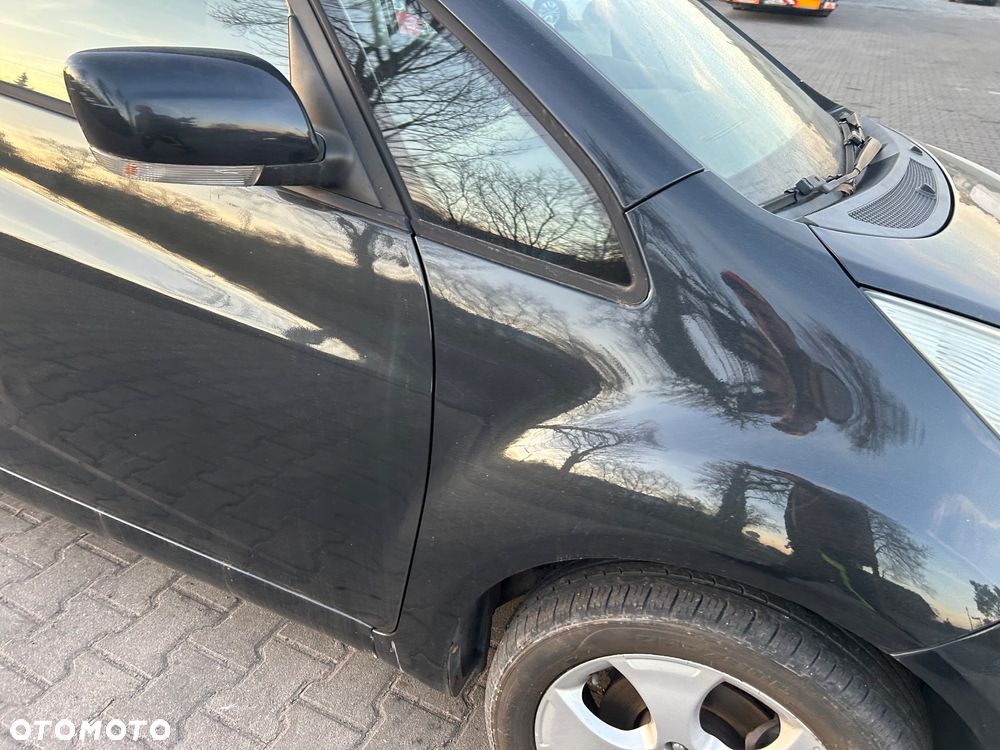 Kia Venga - 29
