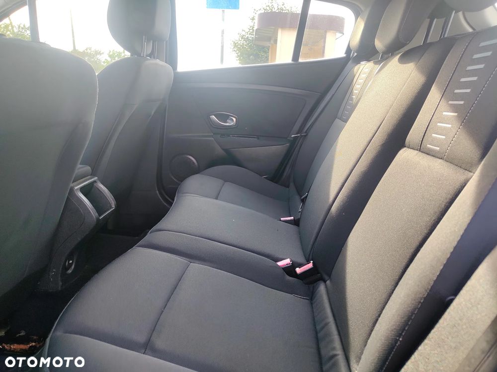 Renault Megane 1.6 16V 110 Authentique - 5