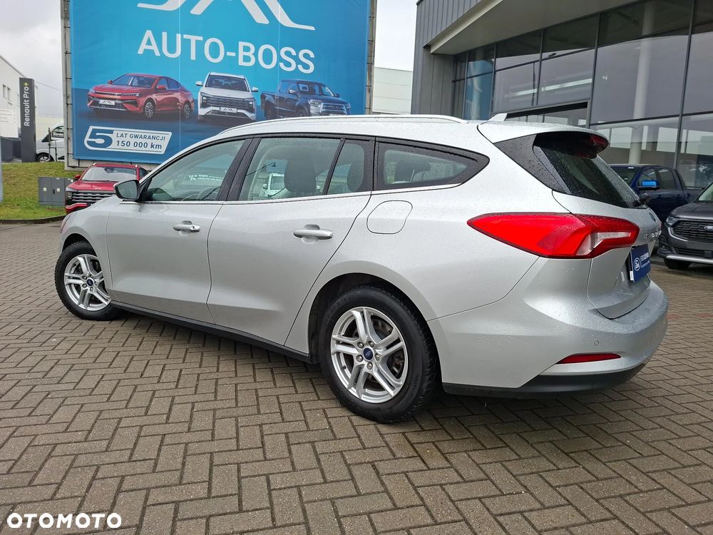 Ford Focus 1.0 EcoBoost Trend Edition - 11