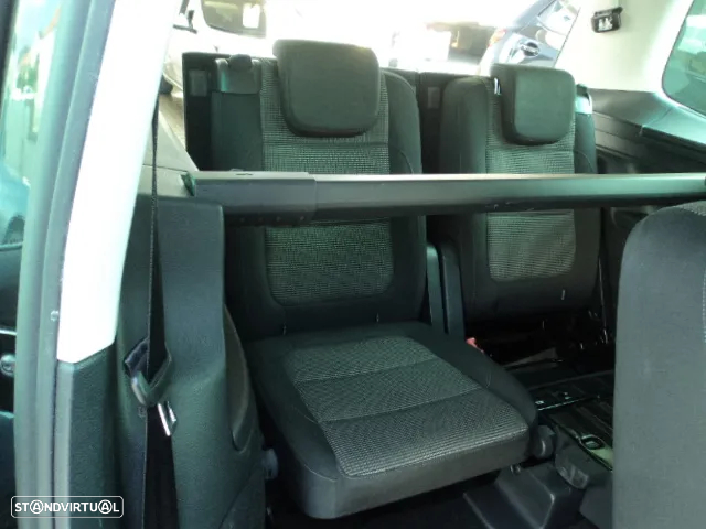 VW Sharan 2.0 TDI Confortline - 11