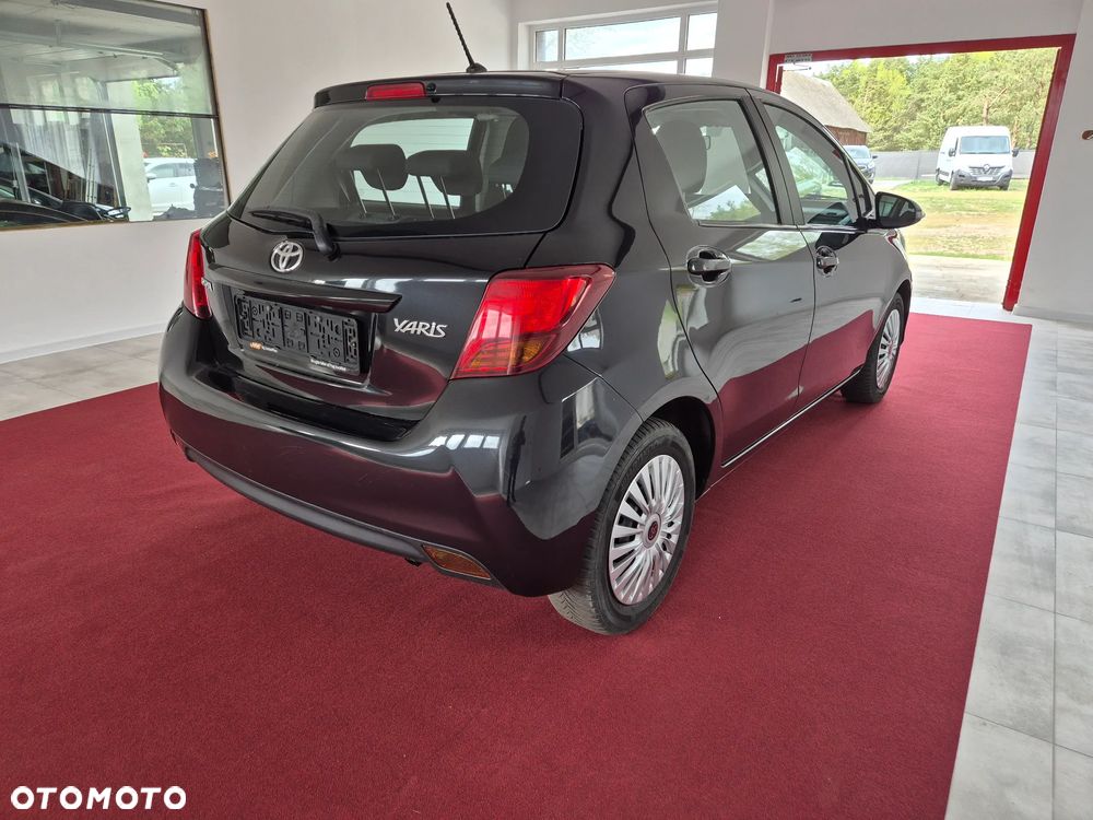 Toyota Yaris - 6