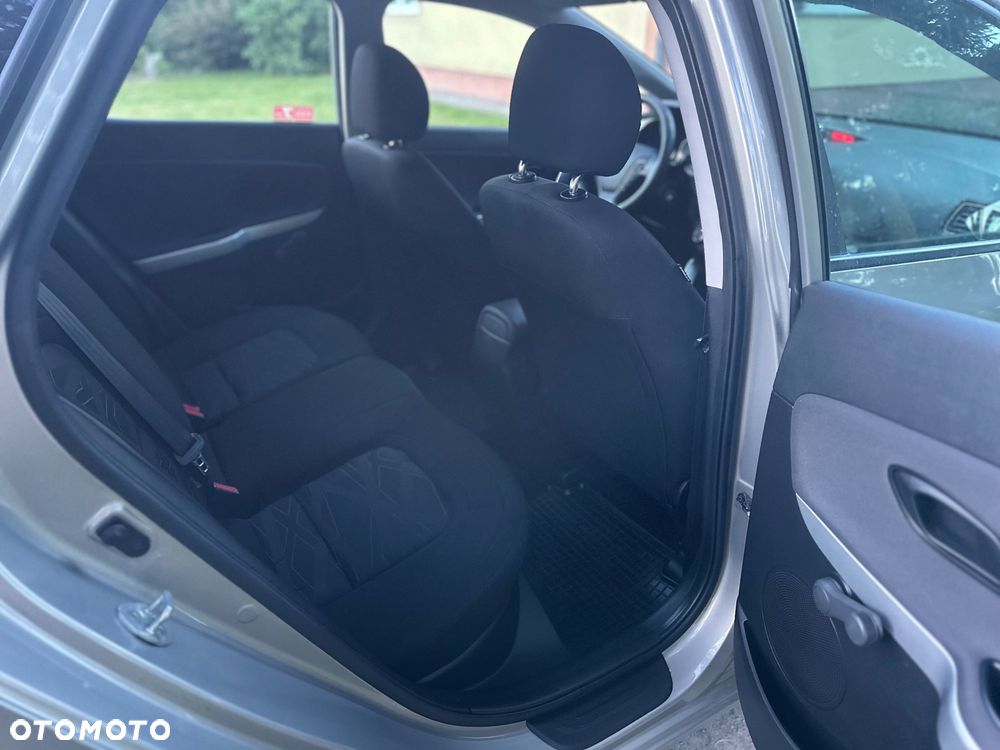 Kia Ceed 1.6 GDI M - 10