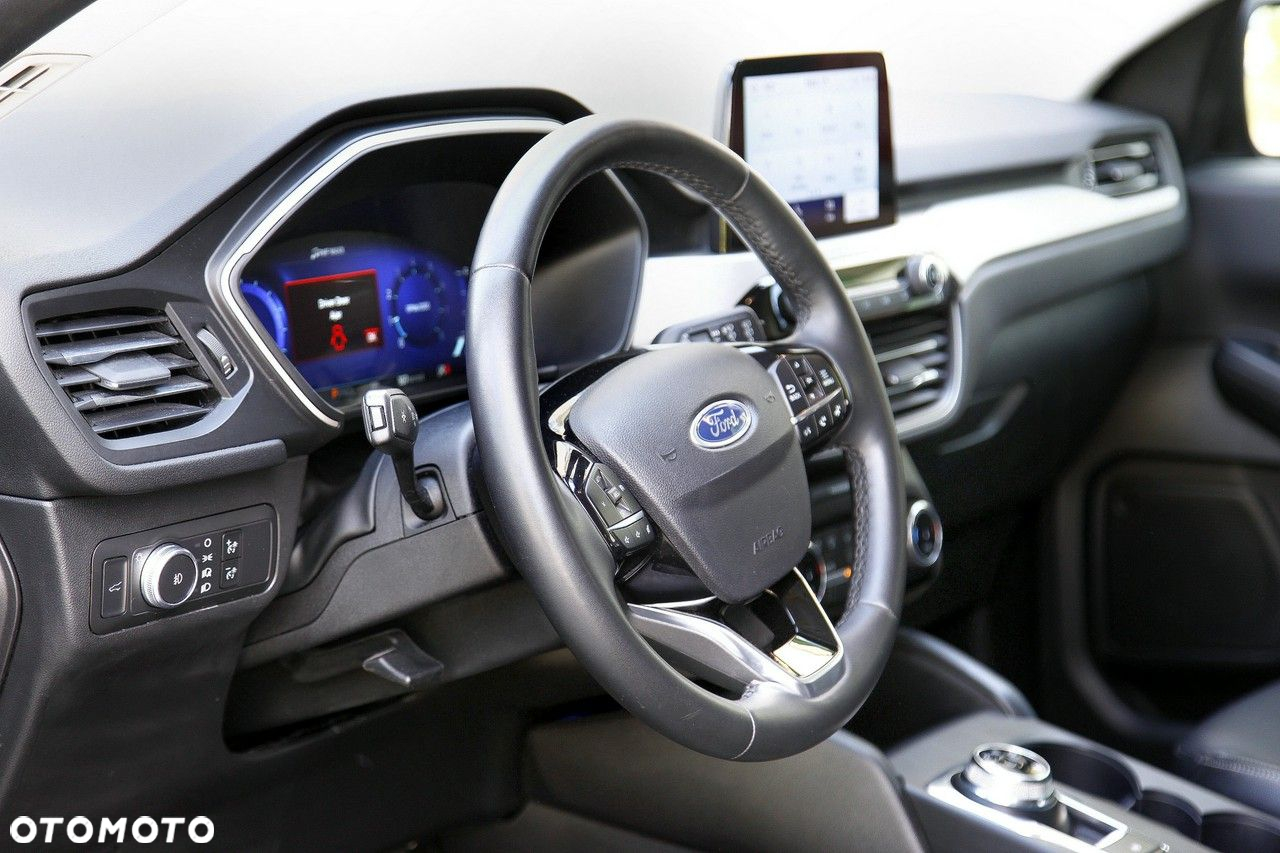 Ford Kuga - 19
