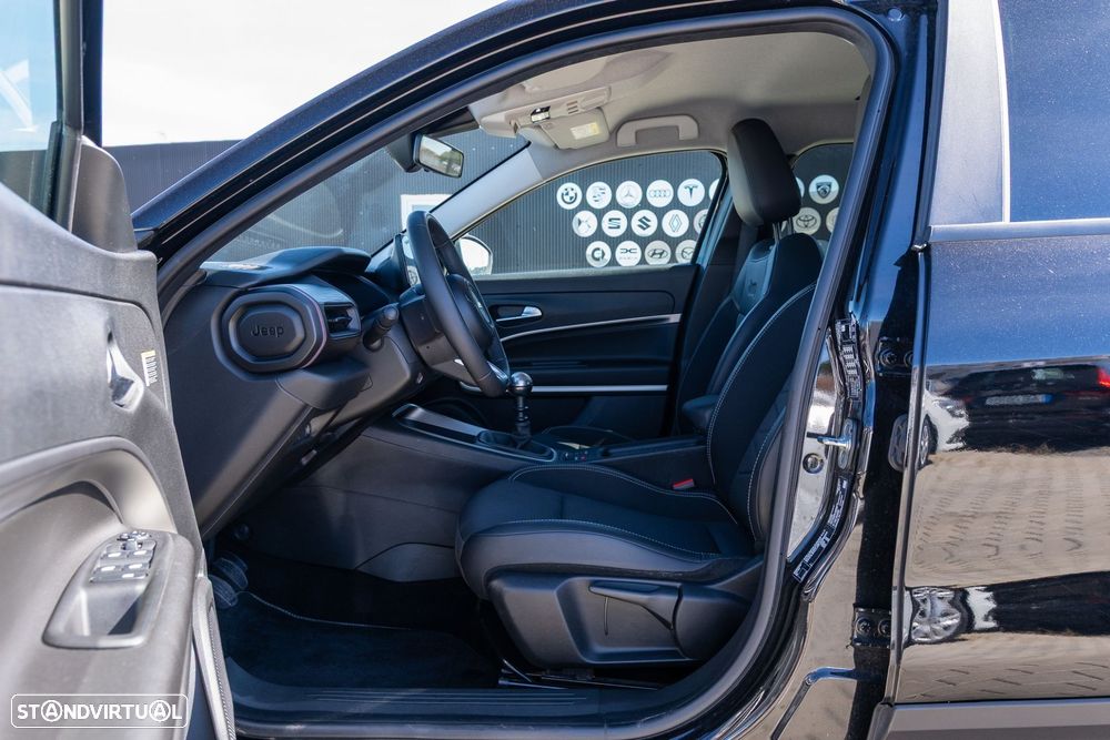 Jeep Avenger 1.2 GSE T3 Altitude - 12