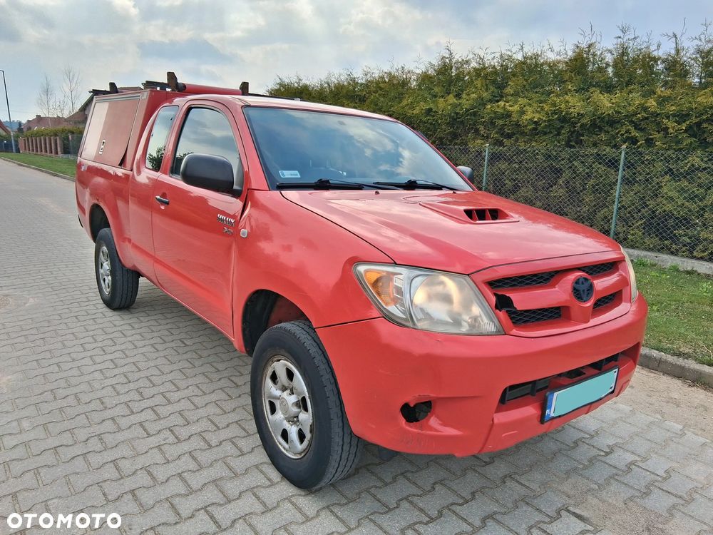 Toyota Hilux 2.5 D-4D DLX - 1
