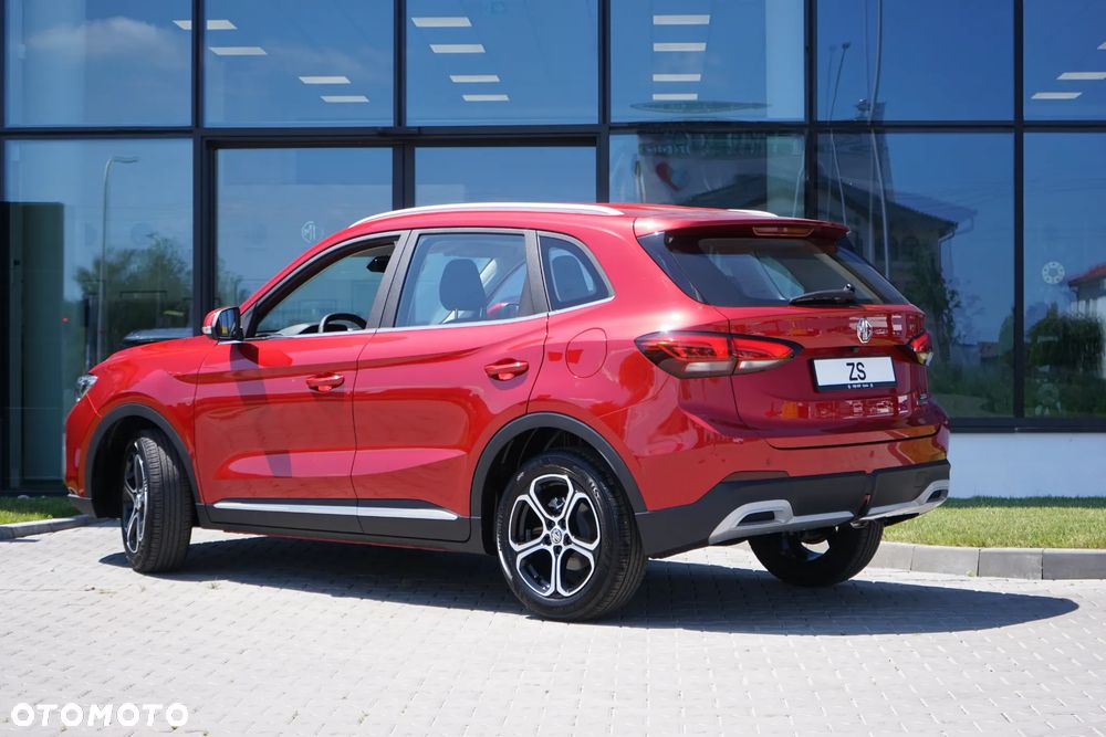 MG ZS 1.5 HEV+ Excite - 8