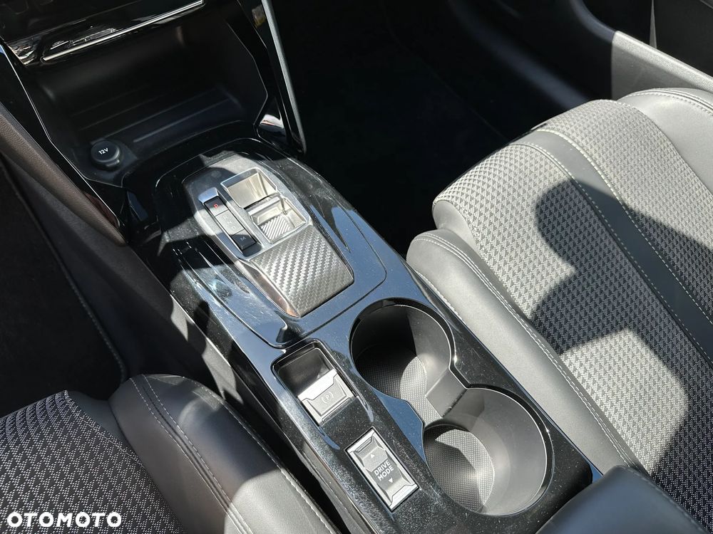 Peugeot 208 - 20
