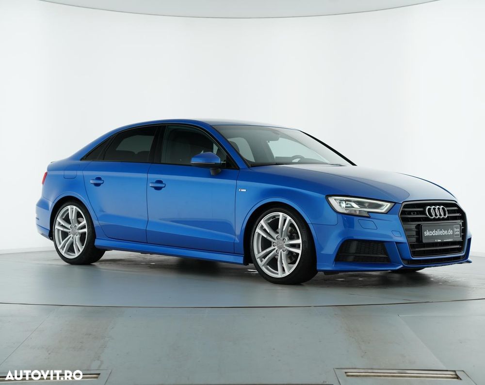 Audi A3 2.0 TDI S tronic S line Sportpaket - 1