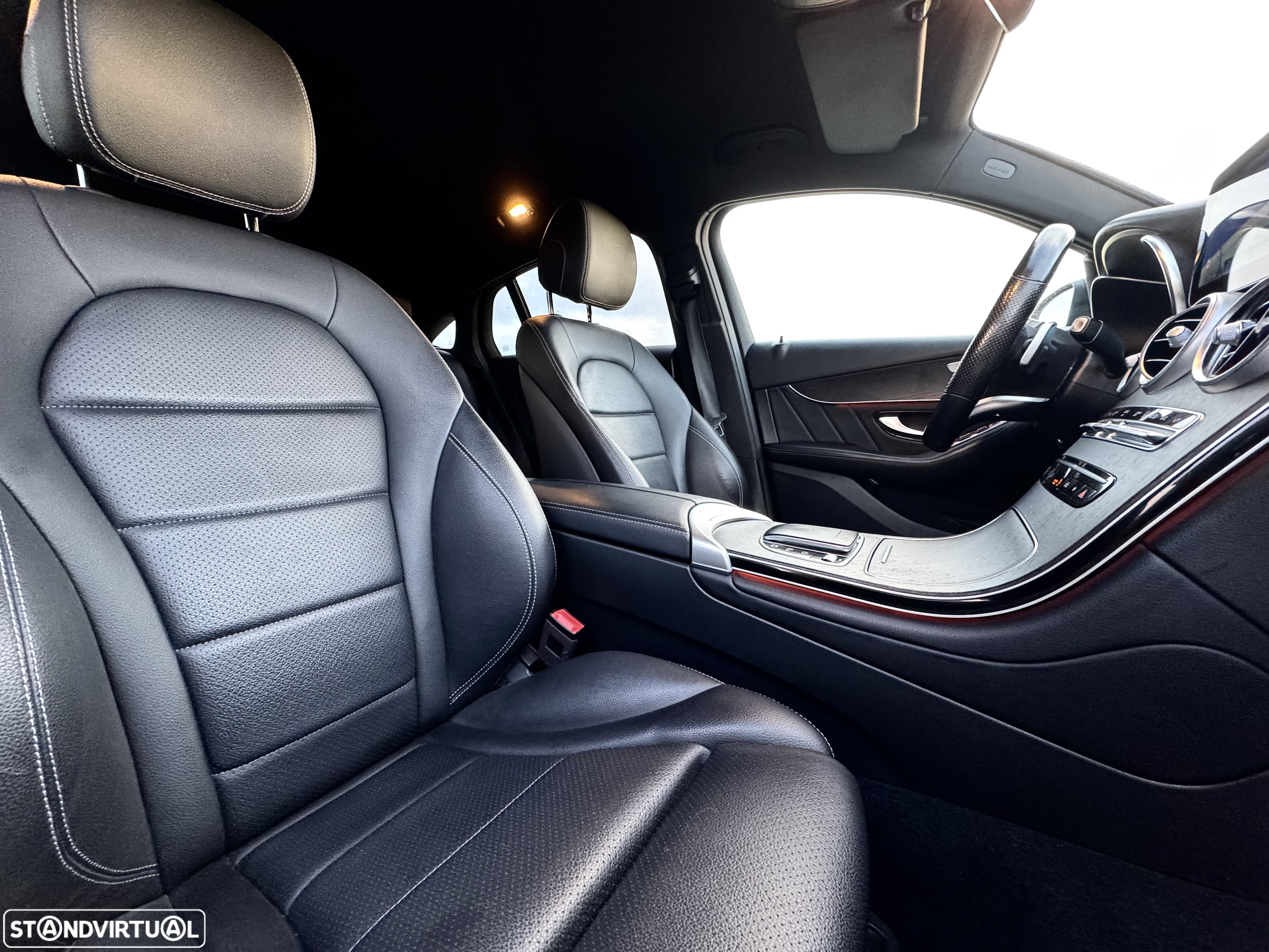 Mercedes-Benz GLC 300 Coupe de 4Matic - 22