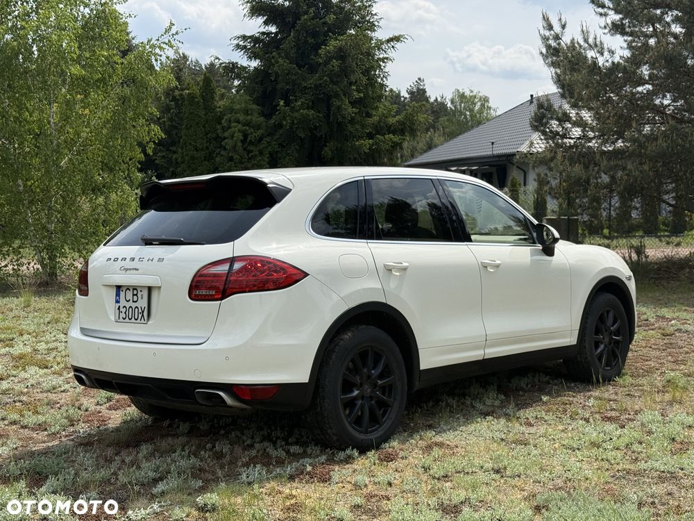 Porsche Cayenne - 4