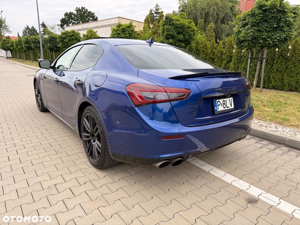 Maserati Ghibli S Q4 Granlusso - 11