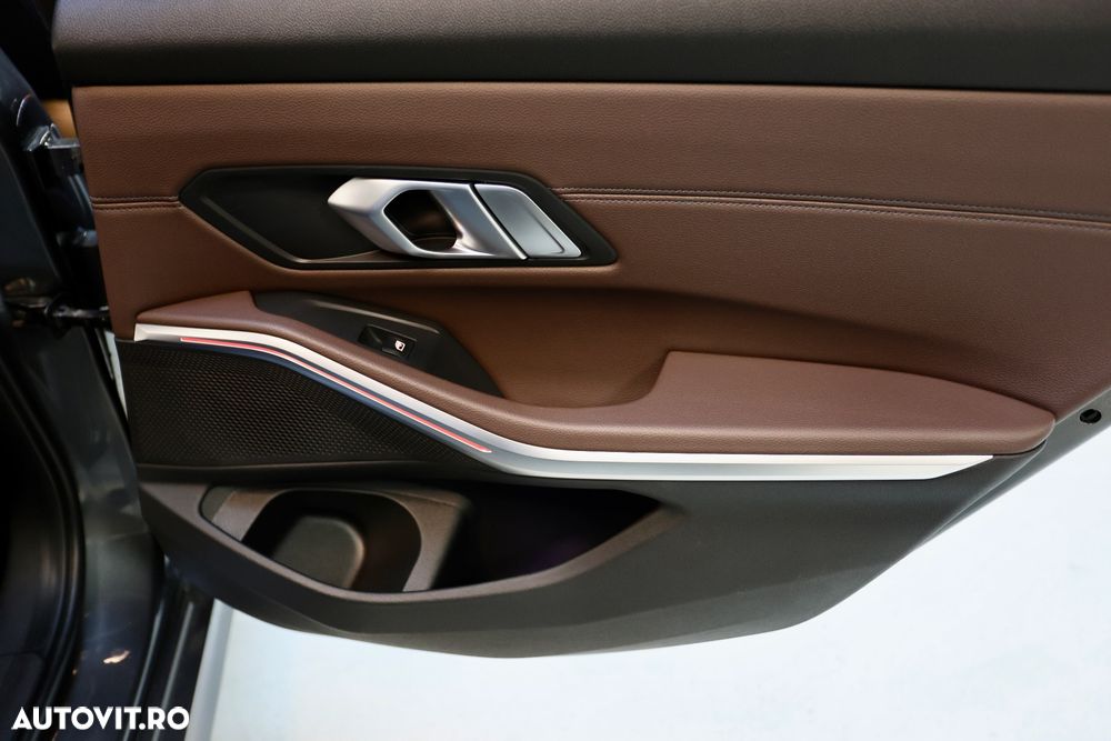 BMW Seria 3 320d xDrive Aut. Luxury Line - 16