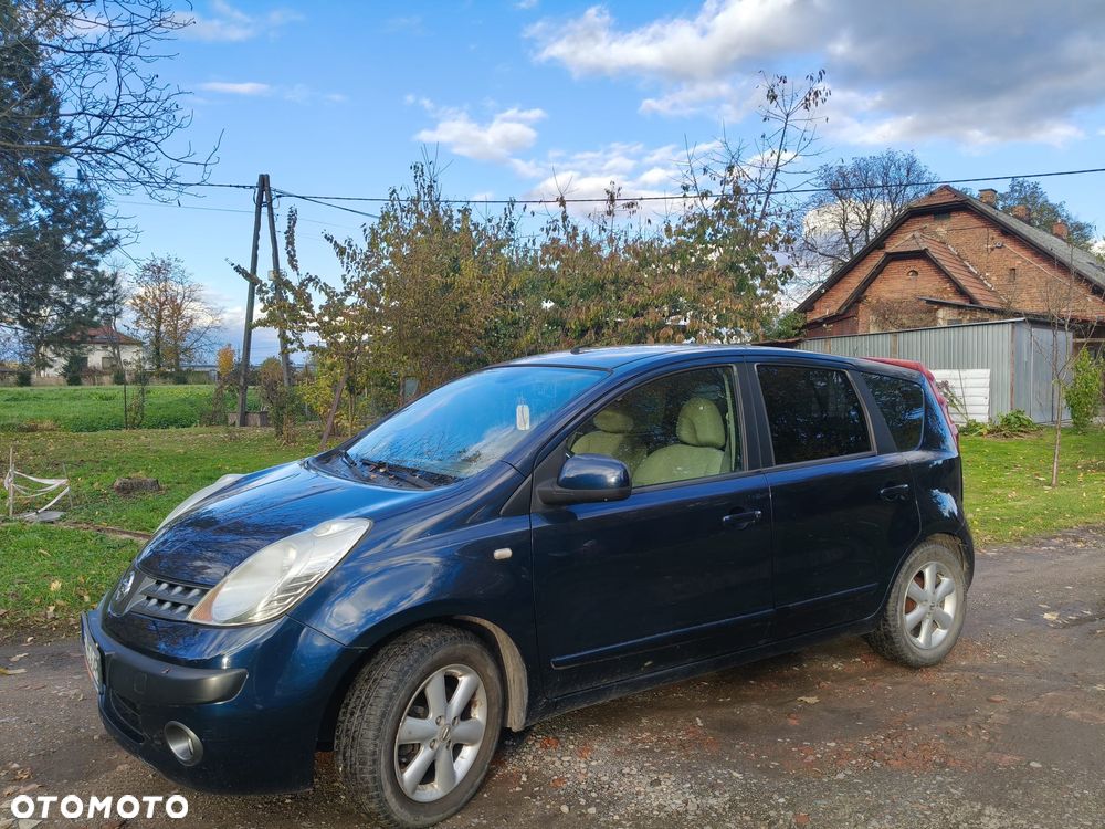 Nissan Note - 1